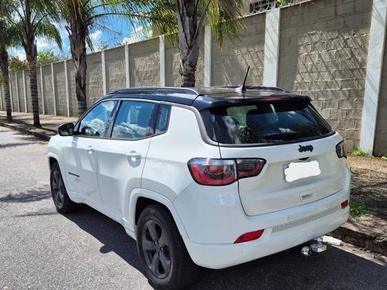 JEEP COMPASS 2.0 16V FLEX SPORT AUTOMÁTICO JEEP COMPASS 2.0 16V FLEX SPORT AUTOMÁTICO